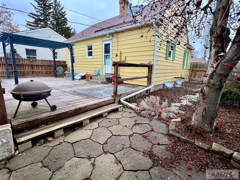 498 9th Street Property Photo 36