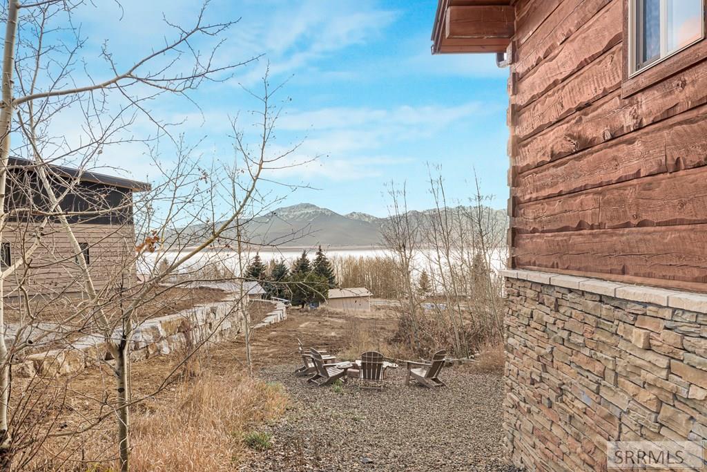 3864 Overlook Drive Property Photo 22