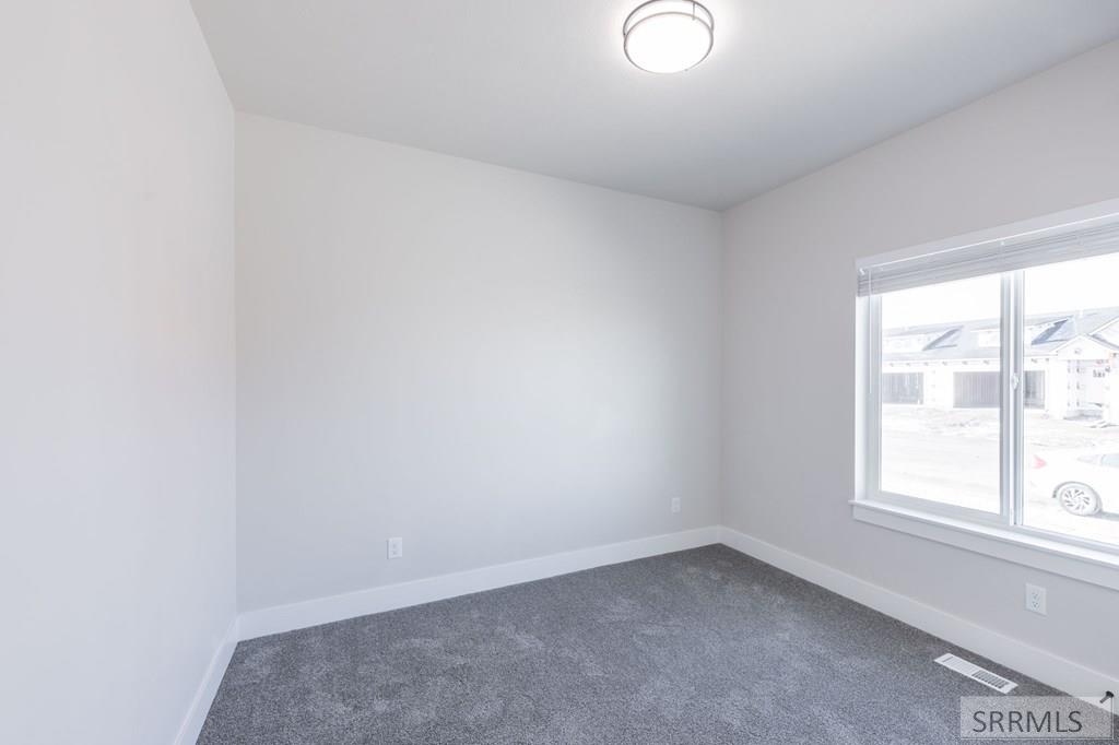 676 Idaho Avenue Property Photo 18