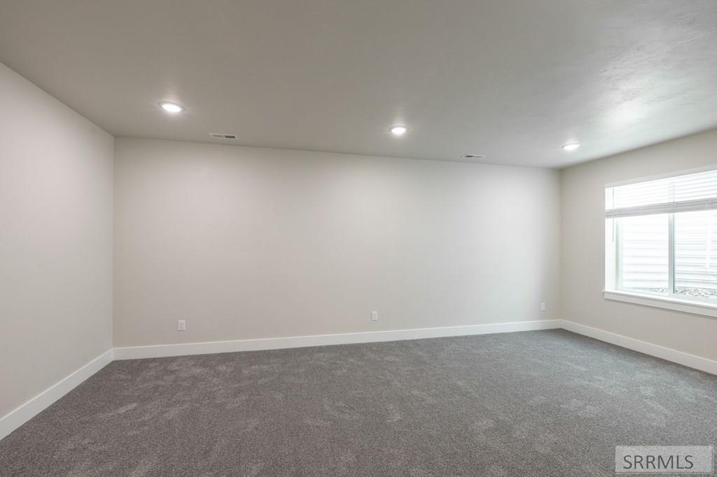 676 Idaho Avenue Property Photo 23