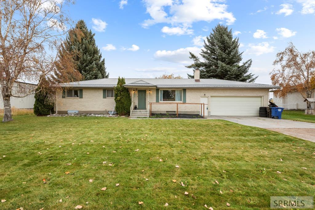 4064 S 2000 W Property Photo 1