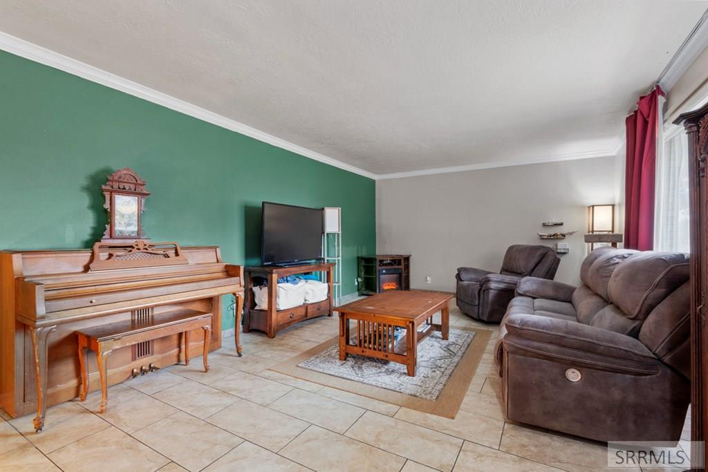4064 S 2000 W Property Photo 22