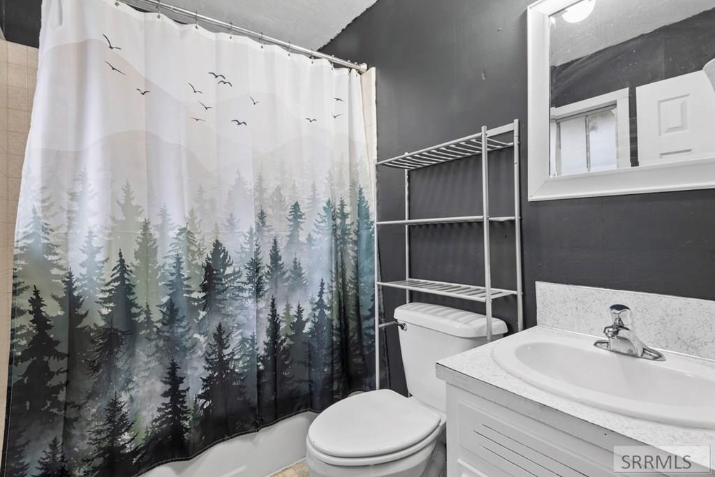4064 S 2000 W Property Photo 25