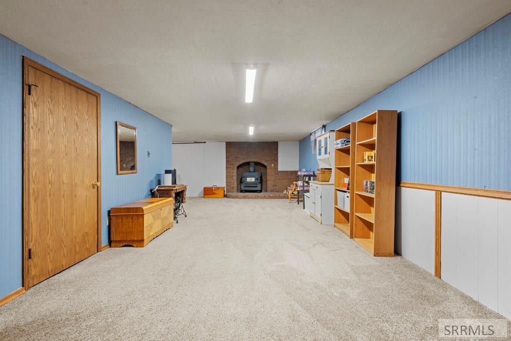 4064 S 2000 W Property Photo 27