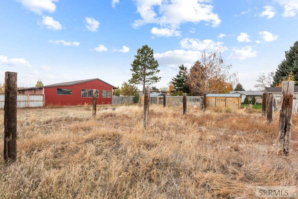4064 S 2000 W Property Photo 44