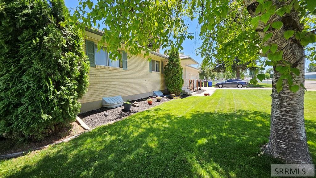 4064 S 2000 W Property Photo 47