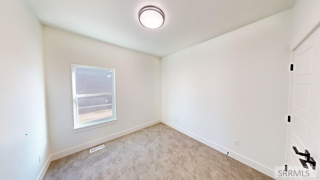 578 S Austin Avenue Property Photo 13