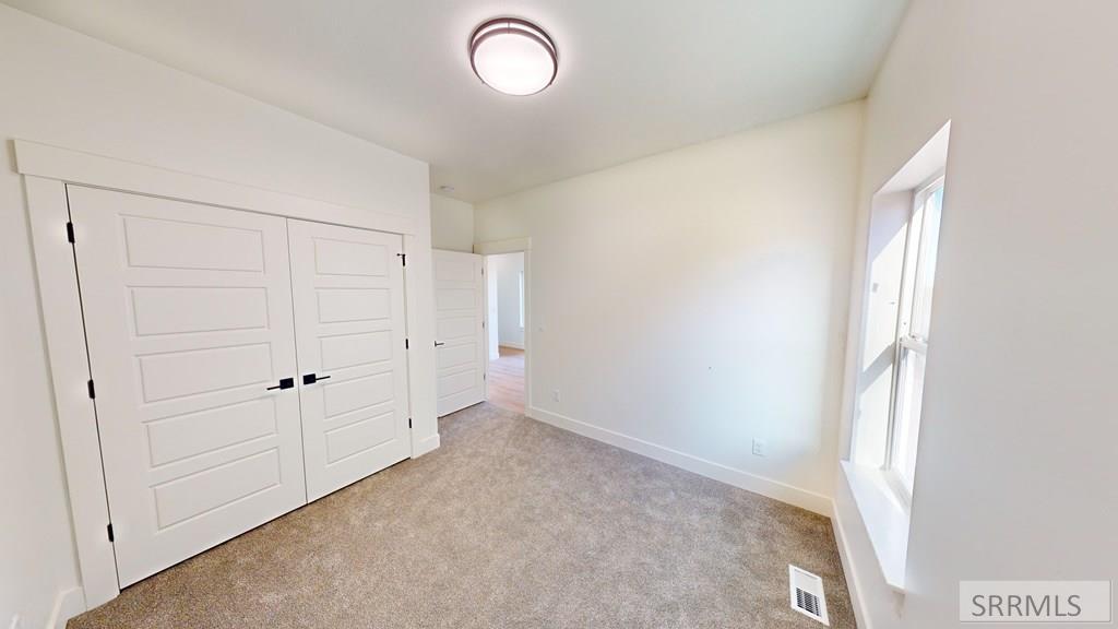 578 S Austin Avenue Property Photo 14