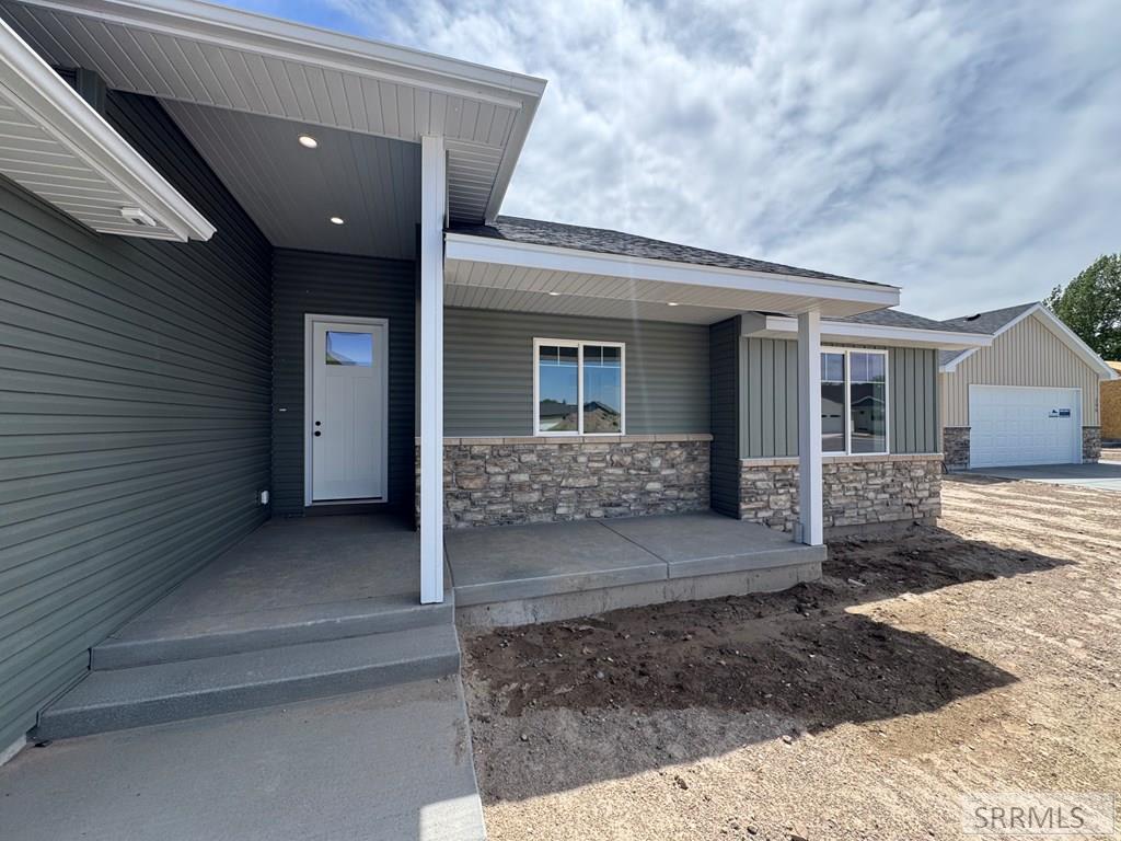 388 Wind River Circle Property Photo 2