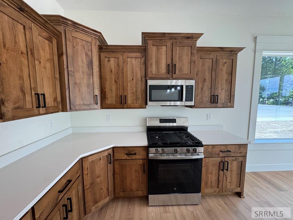 388 Wind River Circle Property Photo 9