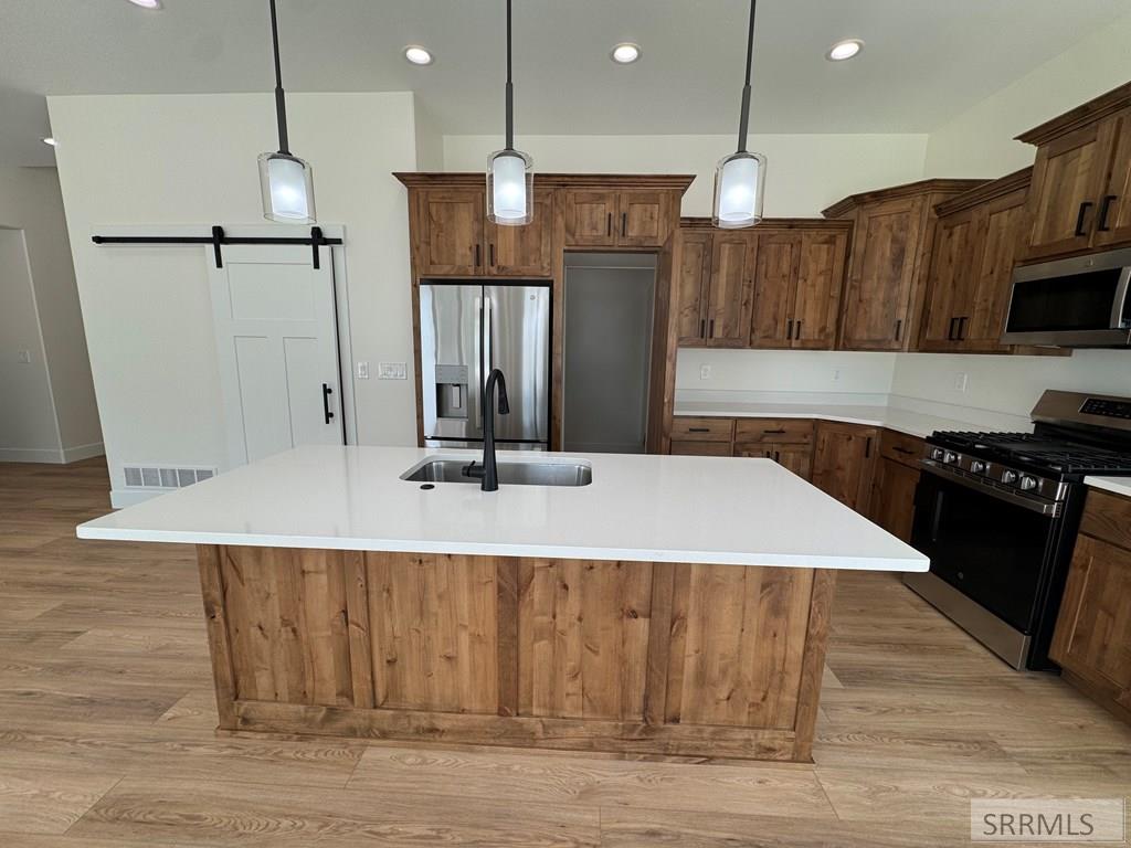 388 Wind River Circle Property Photo 13
