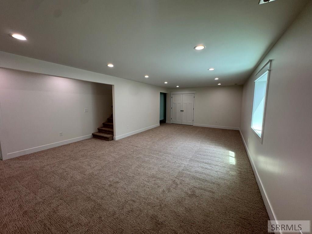 388 Wind River Circle Property Photo 32