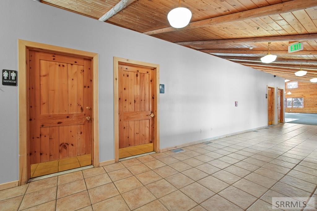2182177 Property Photo 3