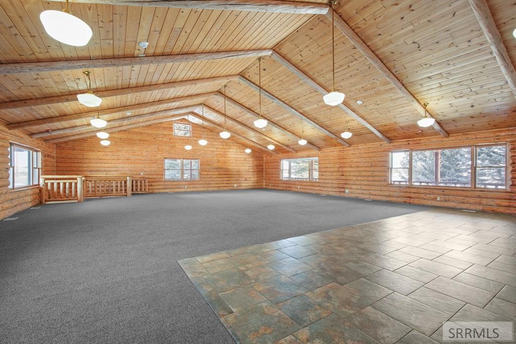 2182177 Property Photo 5