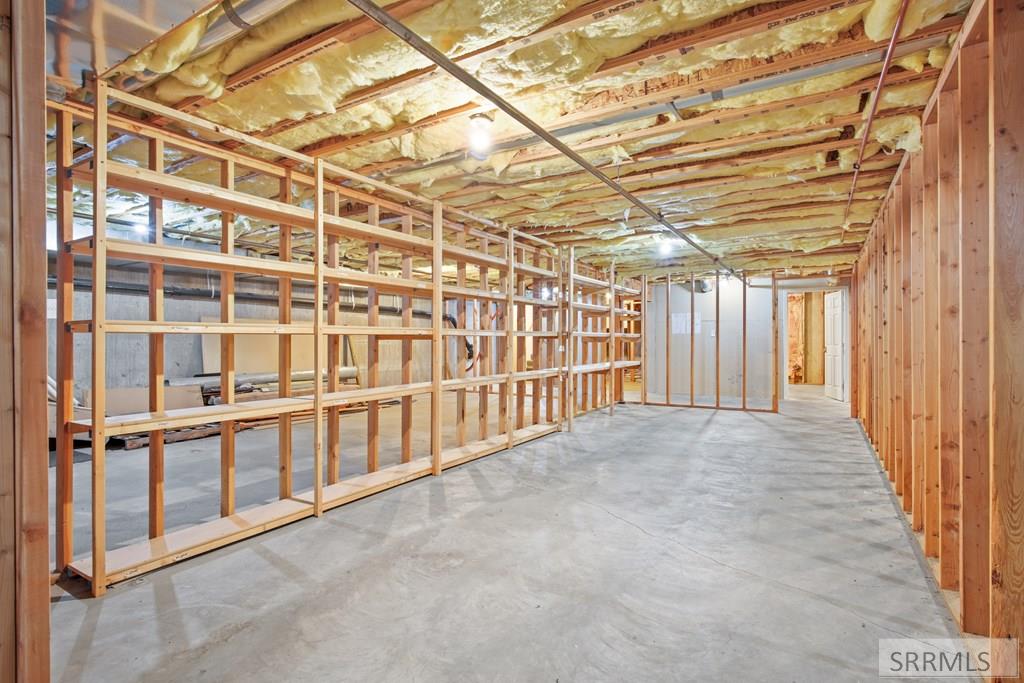 2182177 Property Photo 36