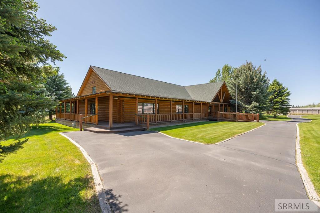 2182177 Property Photo 45