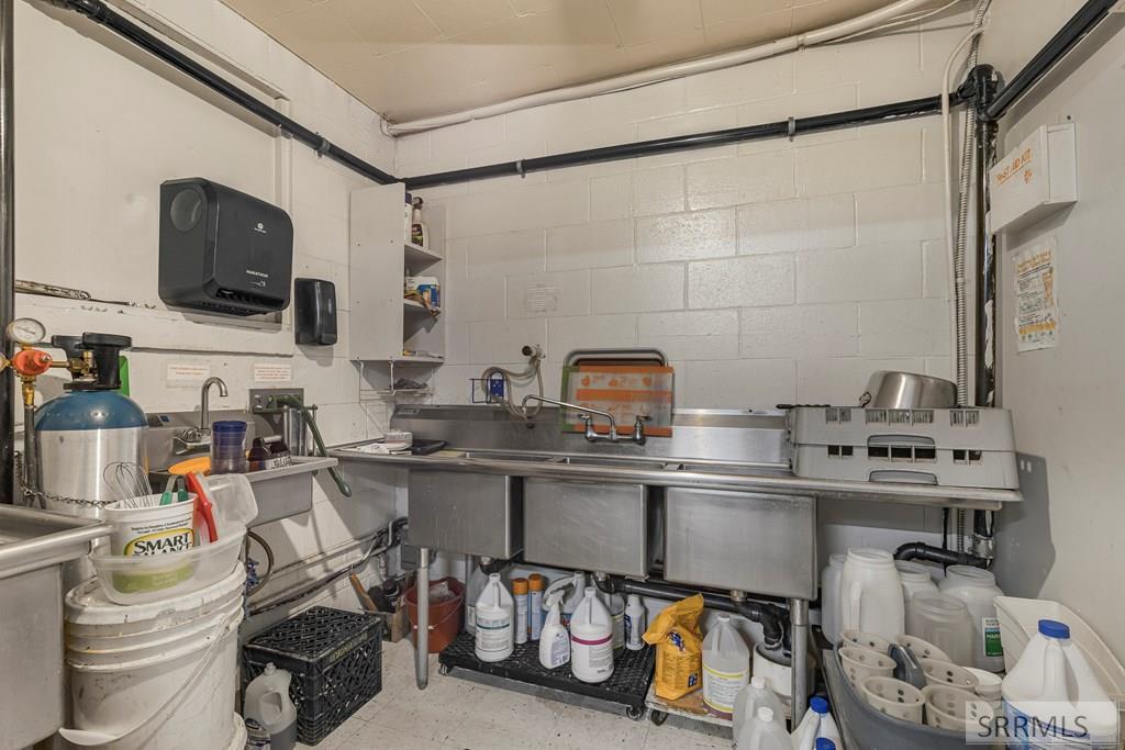 2525 Pole Line Road Property Photo 20