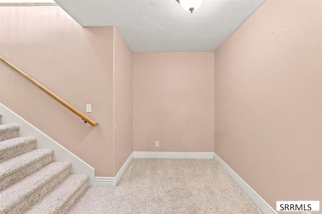 326 Eagle Summit Street Property Photo 34