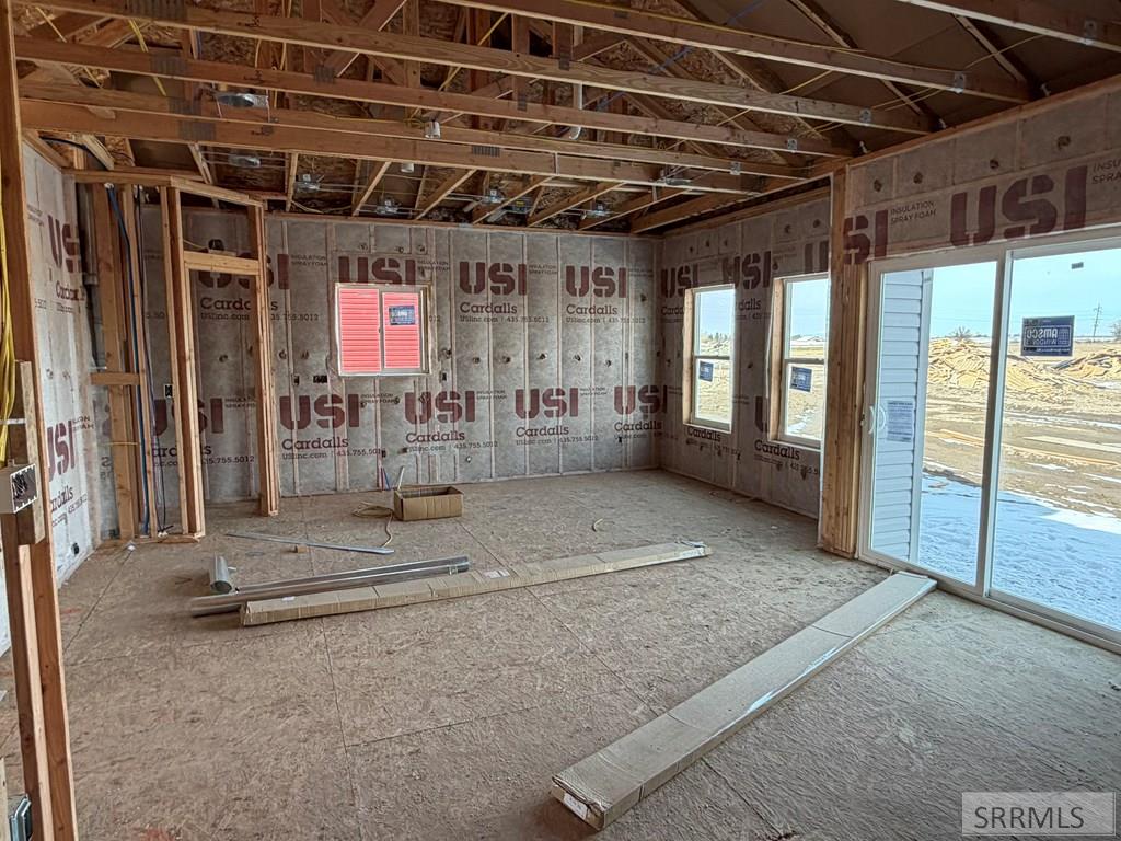 547 Abigail Lane Property Photo 6