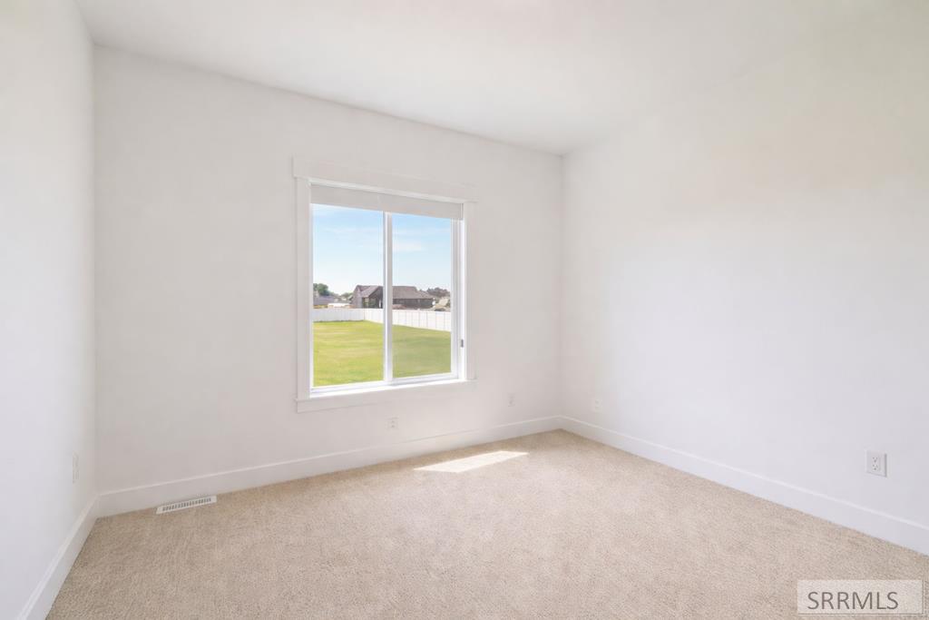1588 N 835 E Property Photo 5