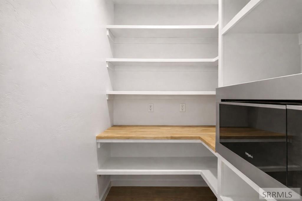 1588 N 835 E Property Photo 11