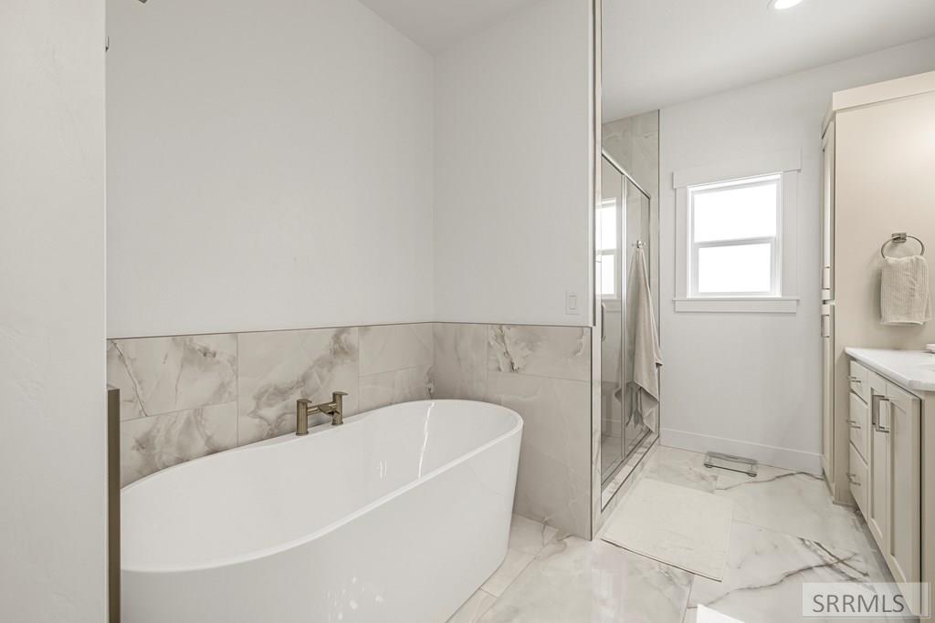1588 N 835 E Property Photo 18