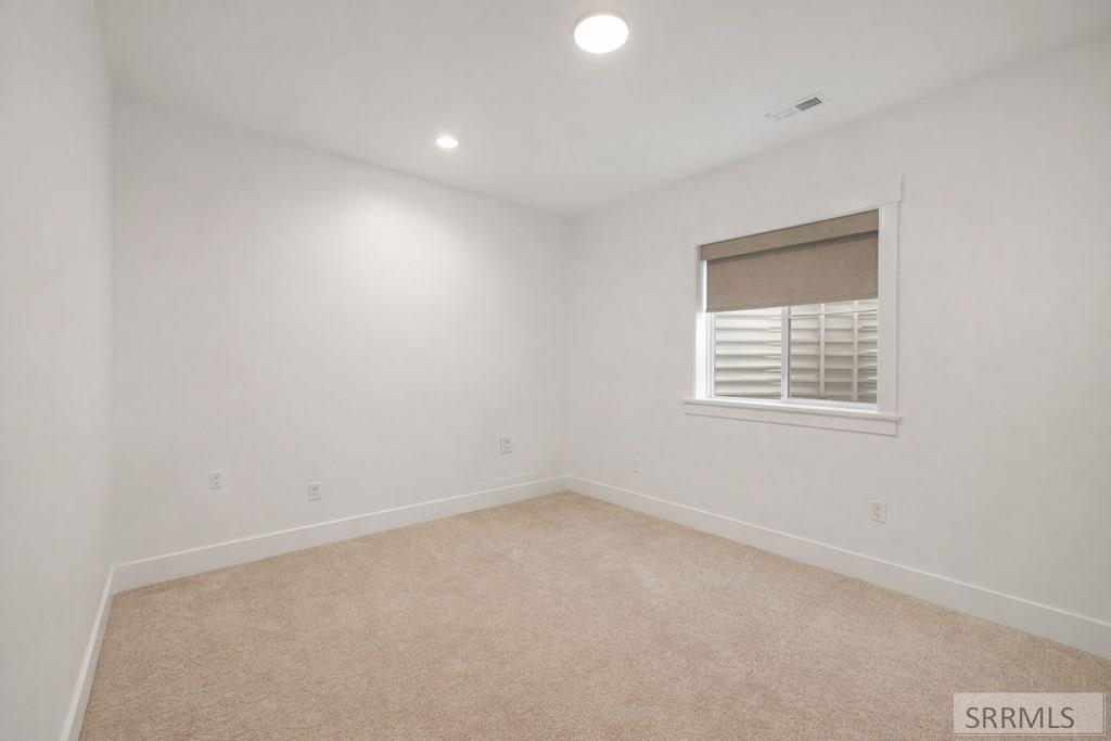 1588 N 835 E Property Photo 23