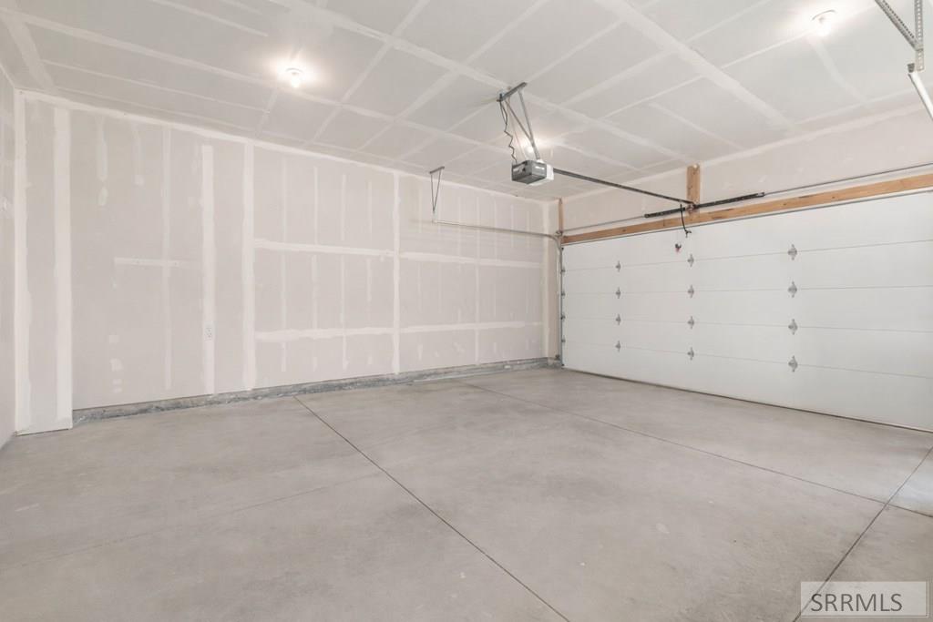 1588 N 835 E Property Photo 27