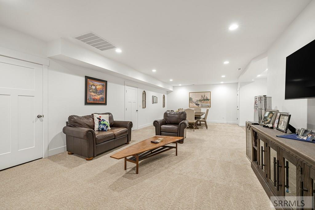 1588 N 835 E Property Photo 37