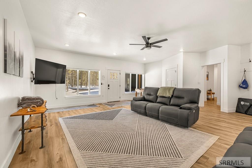 3650 Redtail Street Property Photo 25