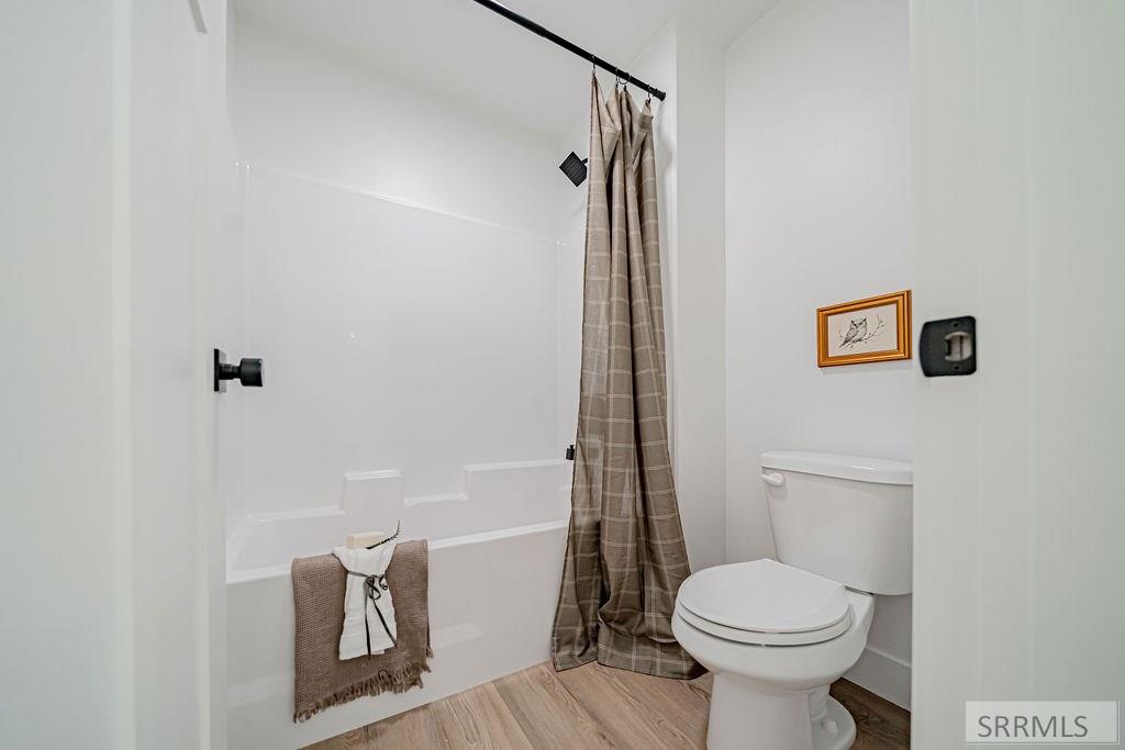 2240 Summers Drive # 201 Property Photo 22