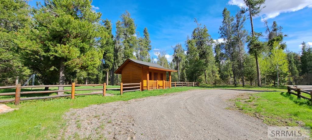 4376 Granite Ridge Property Photo 15