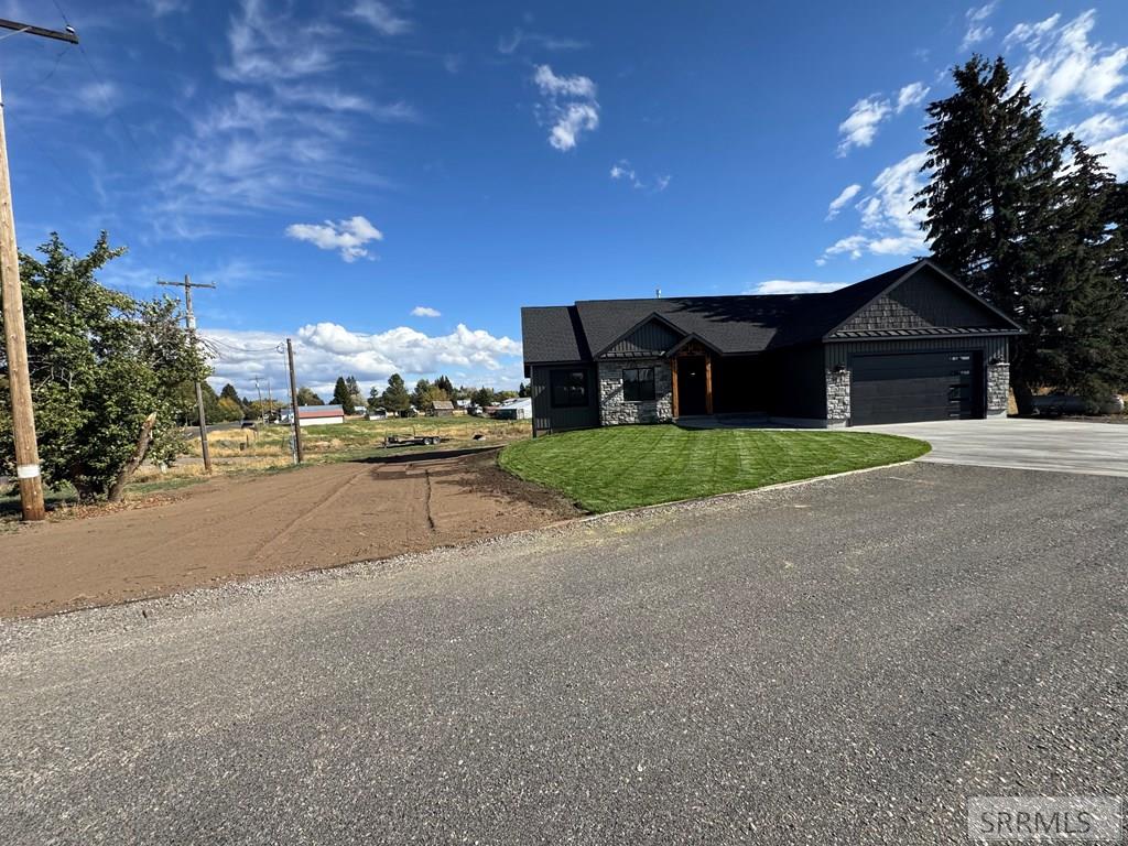 3660 E 1312 N Property Photo 4