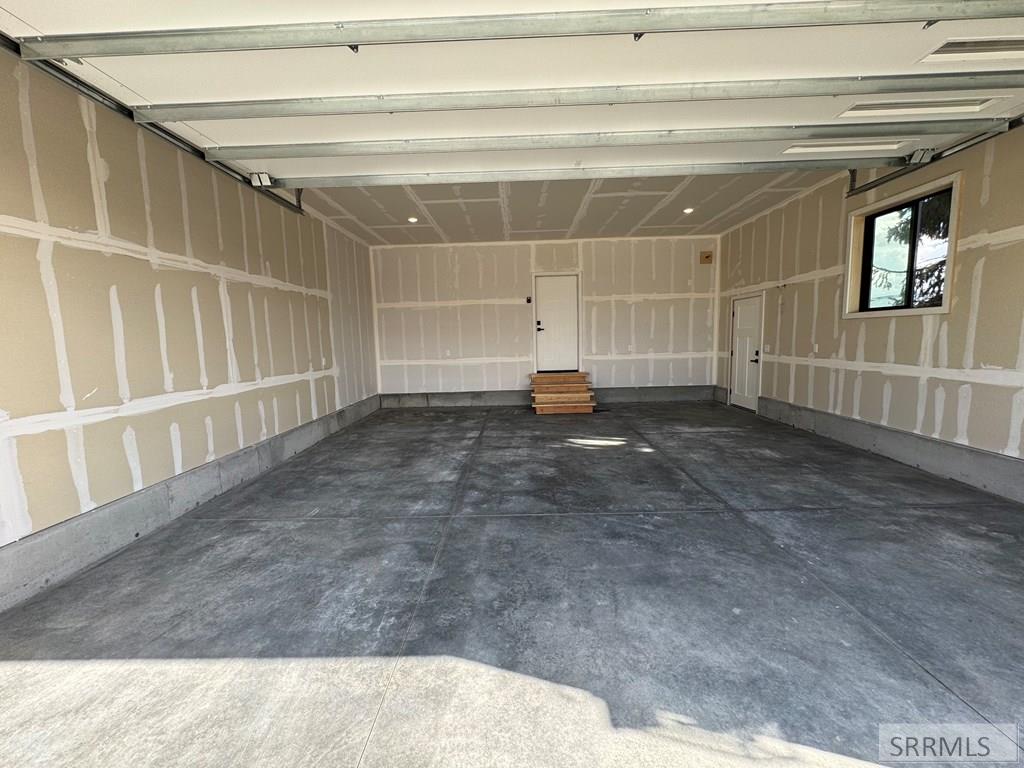 3660 E 1312 N Property Photo 7