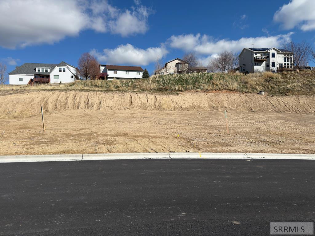 Lot 2 Falcon Ridge Dr Property Photo 1