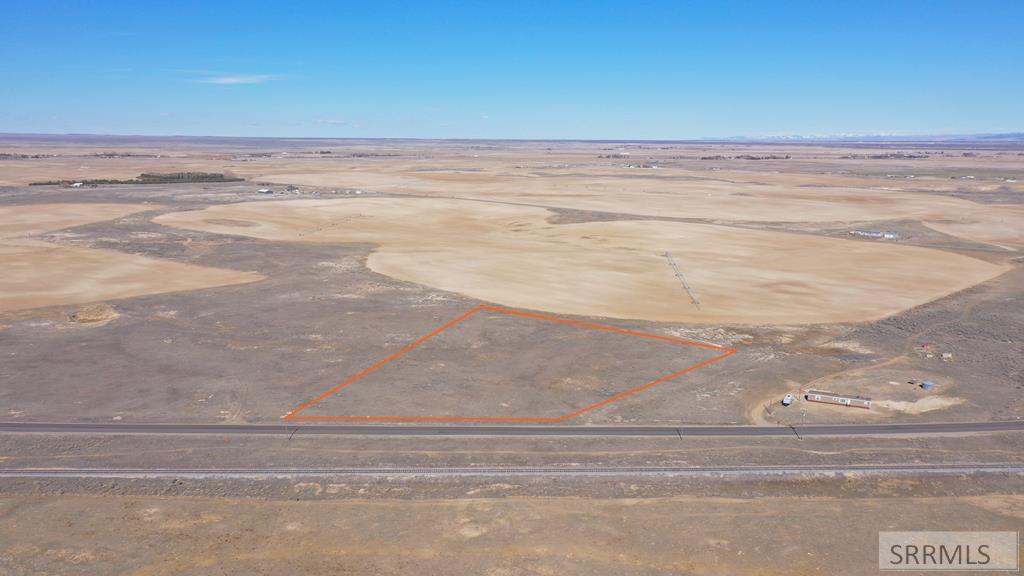 1242 W Taber Road Property Photo 1