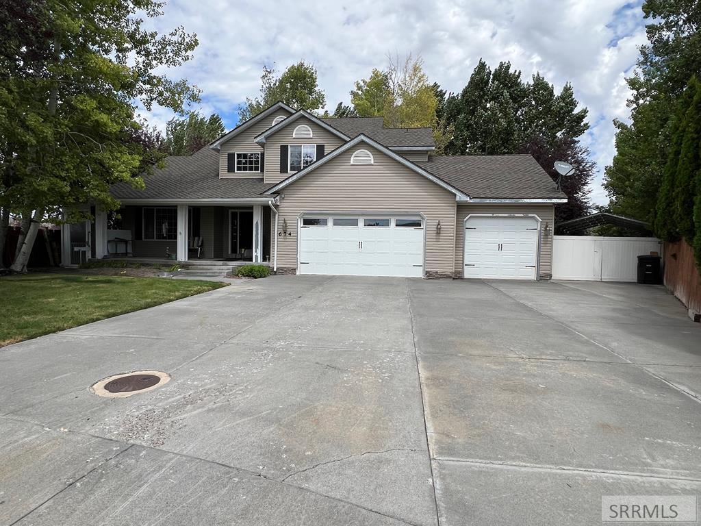 674 Katie Court Property Photo 1