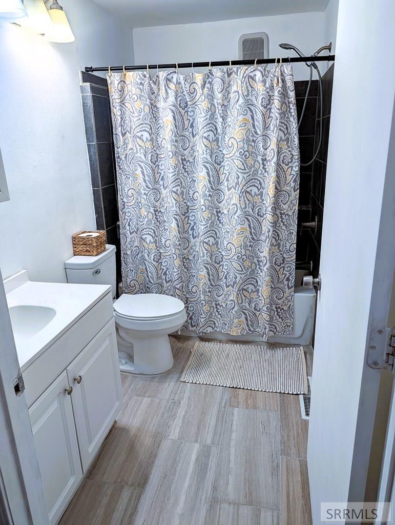 279 N 4100 E Property Photo 7