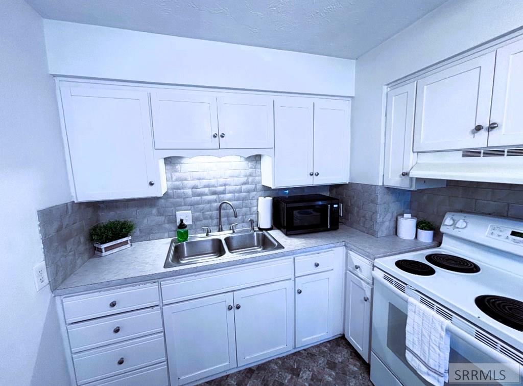 279 N 4100 E Property Photo 11