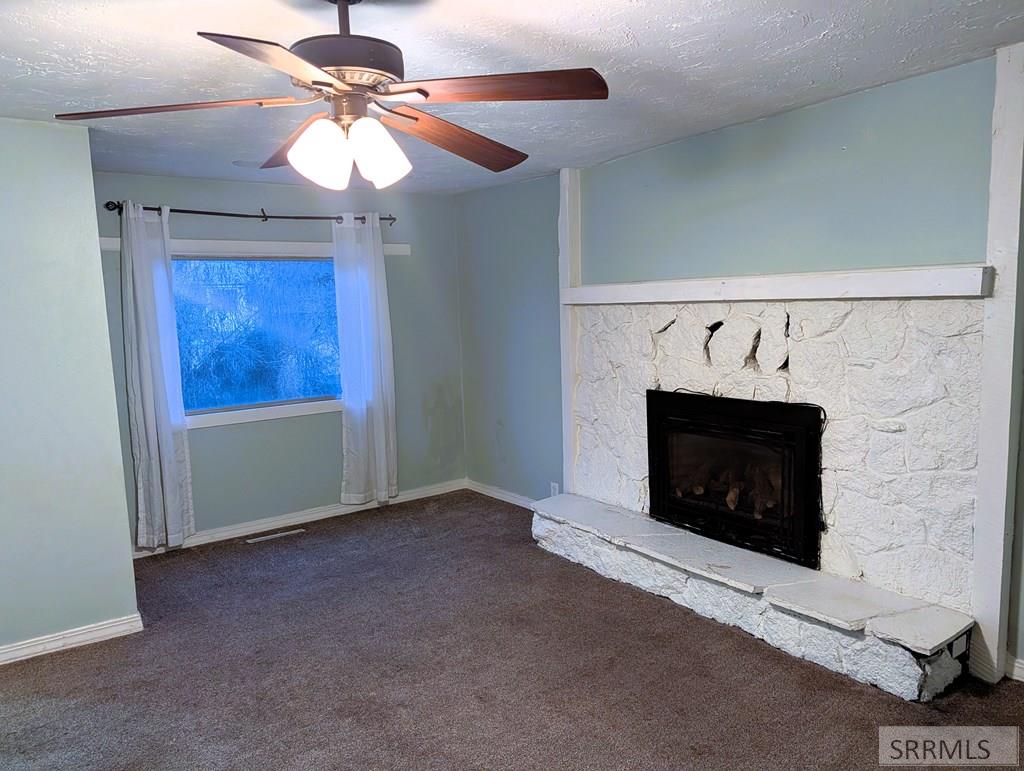 279 N 4100 E Property Photo 14