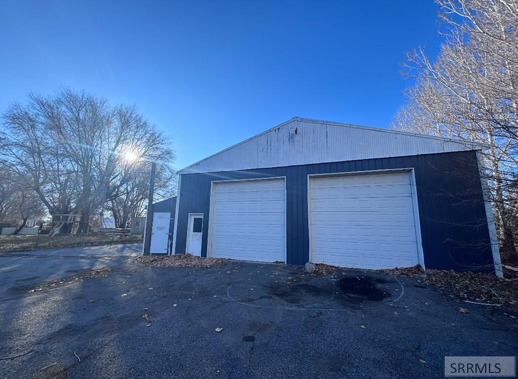 279 N 4100 E Property Photo 25