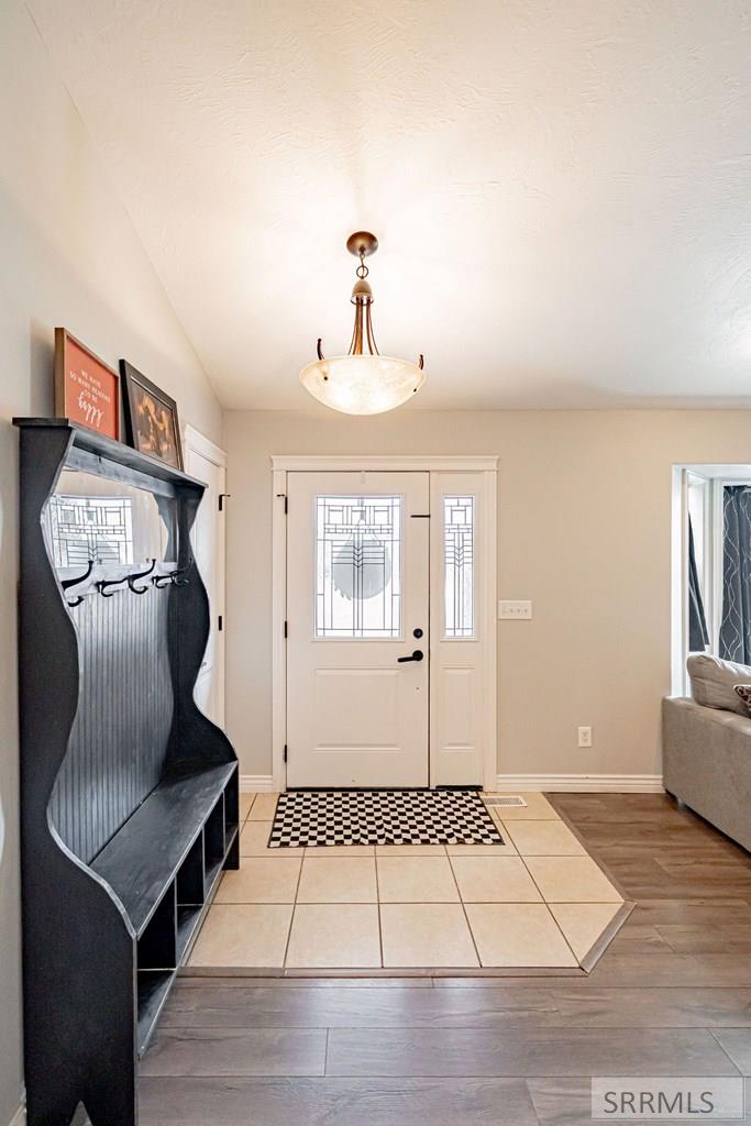 111 N 3962 E Property Photo 5