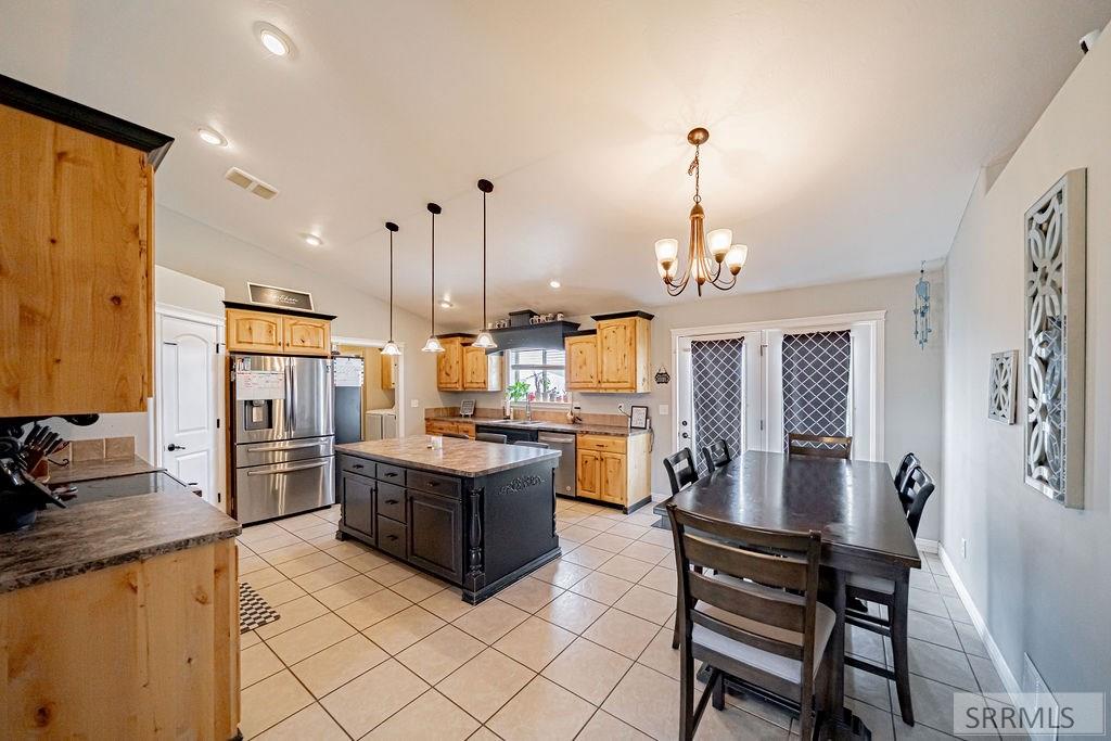 111 N 3962 E Property Photo 10