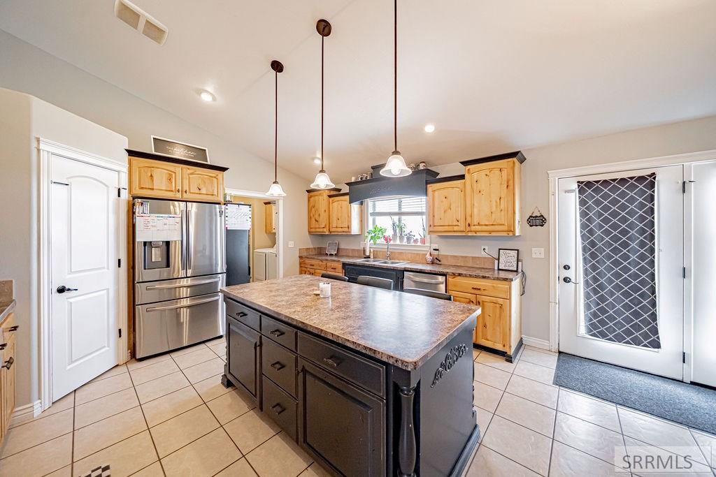 111 N 3962 E Property Photo 11