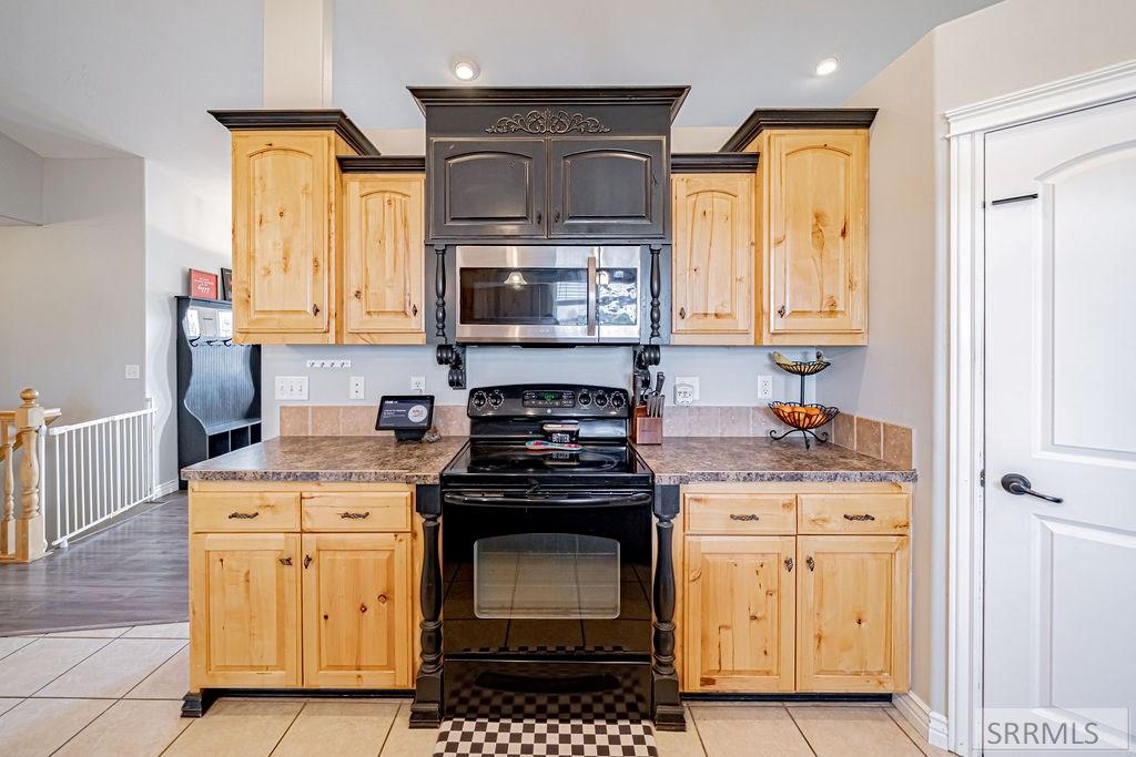 111 N 3962 E Property Photo 17