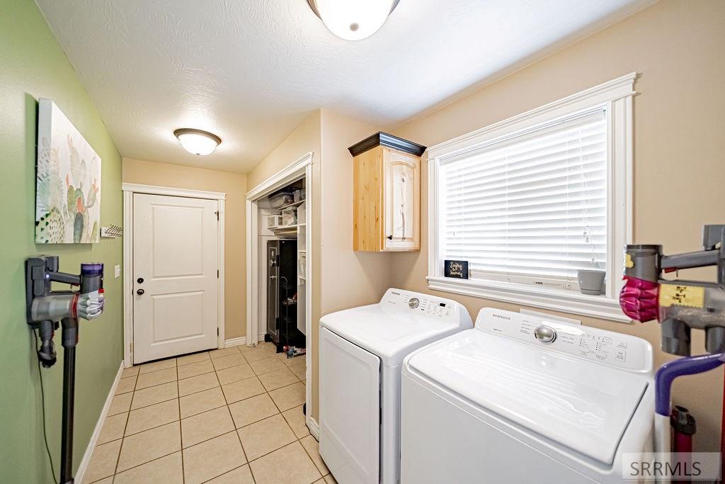 111 N 3962 E Property Photo 18