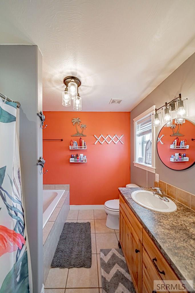 111 N 3962 E Property Photo 21