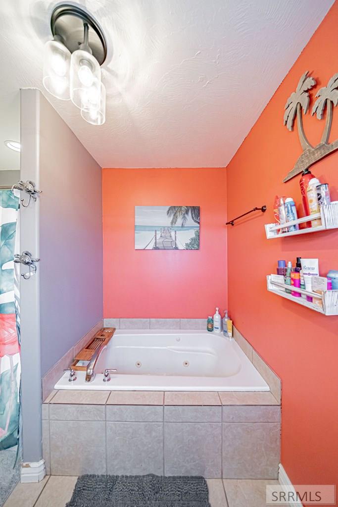 111 N 3962 E Property Photo 24