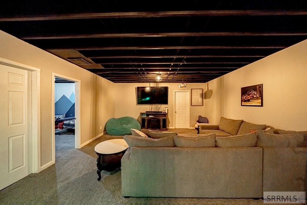 111 N 3962 E Property Photo 31