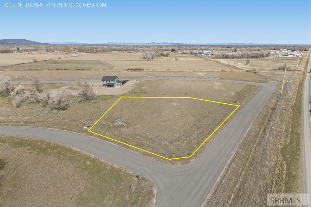 L8b8 537 N Property Photo 1